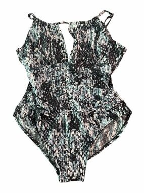 Women’s Sliming Magicsuit Plus Sz16 Geometric Patter OnePiece